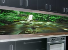 Glass Splashbacks Behind Hobs: Safety Rules and Common Questions
