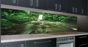 Glass Splashbacks Behind Hobs: Safety Rules and Common Questions